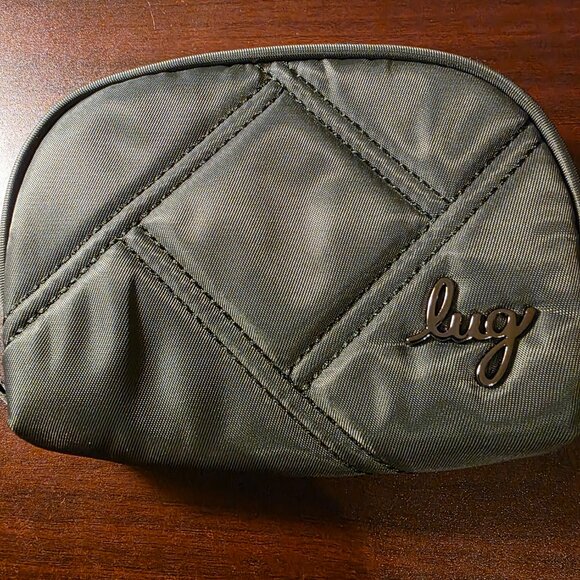 NWOT- LUG- STASH RFID POUCH - Picture 5 of 8